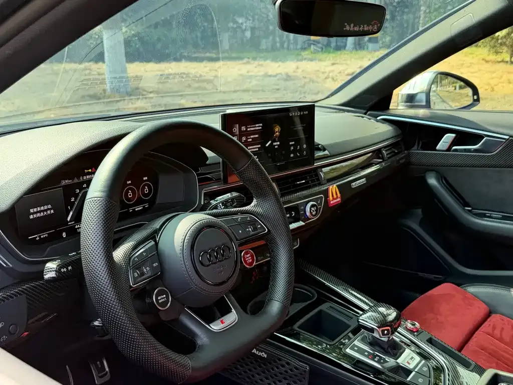 Audi A4L 2022 из CN, фото 5