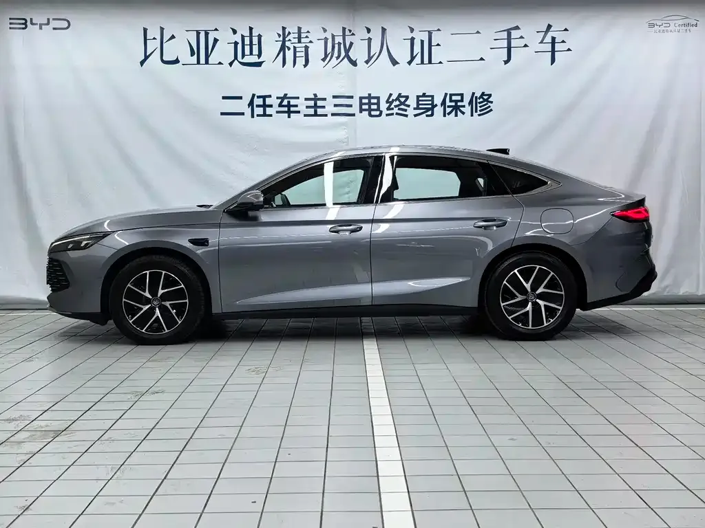 BYD Qin L — фото 8