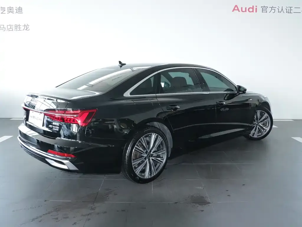 Audi A6L — фото 2