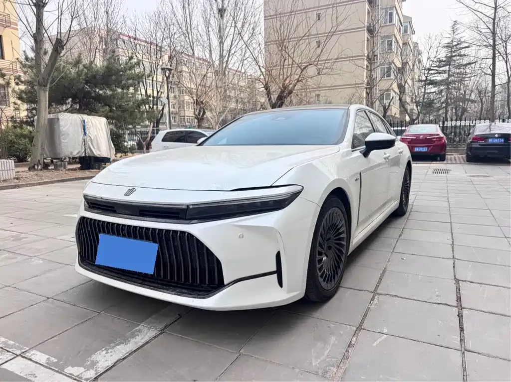 Toyota Crown (Import) 2025 из CN, фото 1