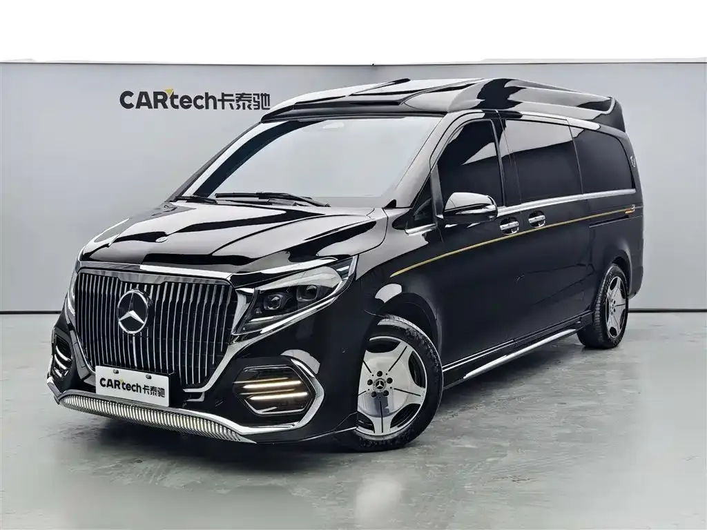 Mercedes-Benz V-Class — фото 1