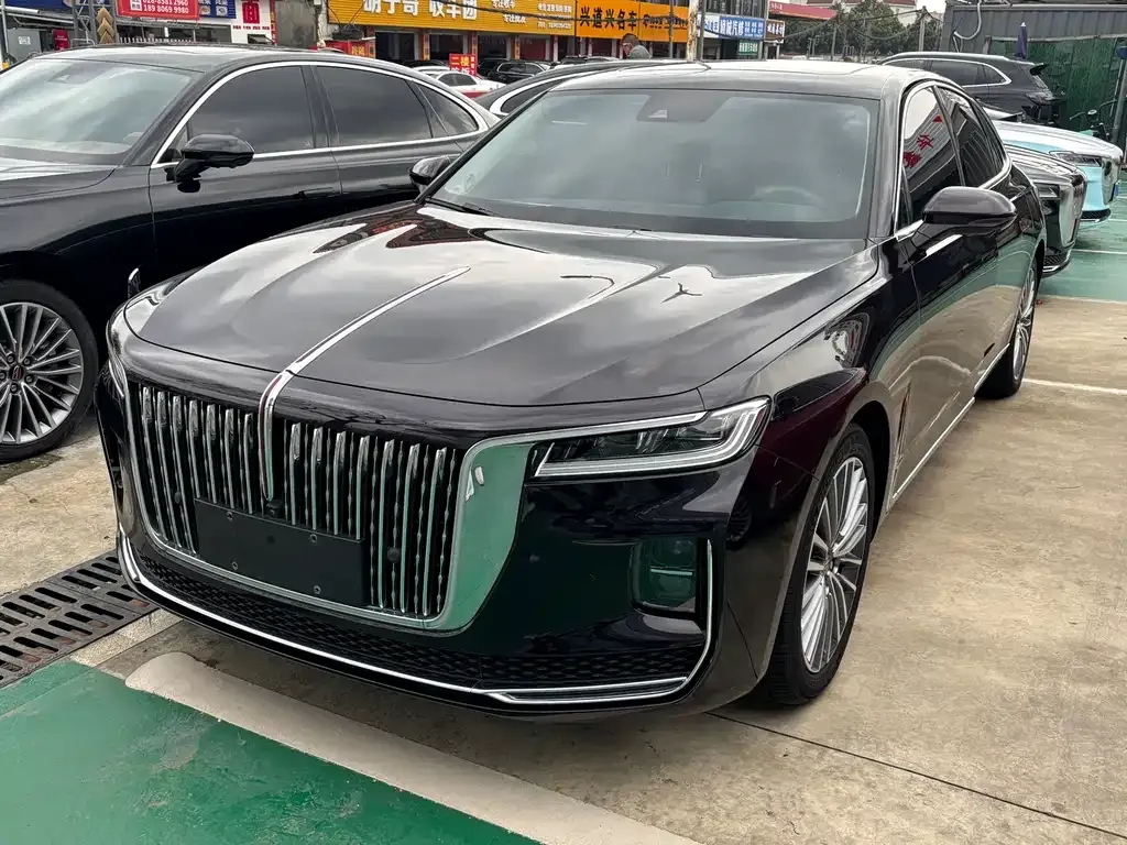 Hongqi H9 — фото 1
