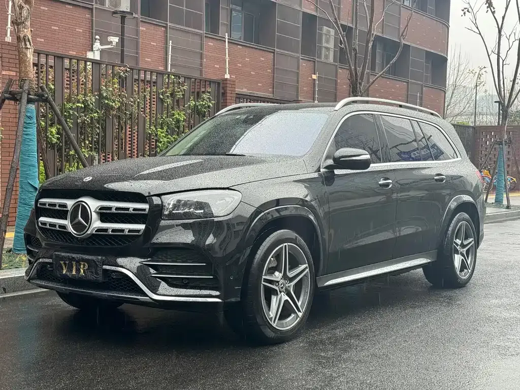 Mercedes-Benz GLS — фото 1
