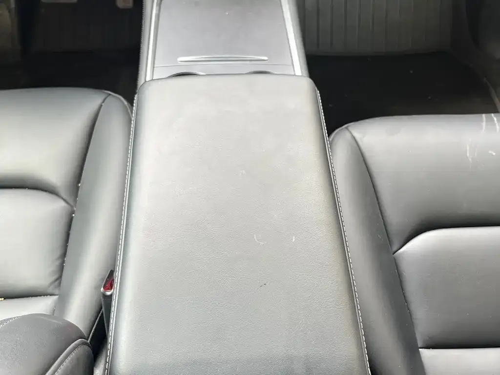 Tesla Model Y 2024 из CN, фото 2