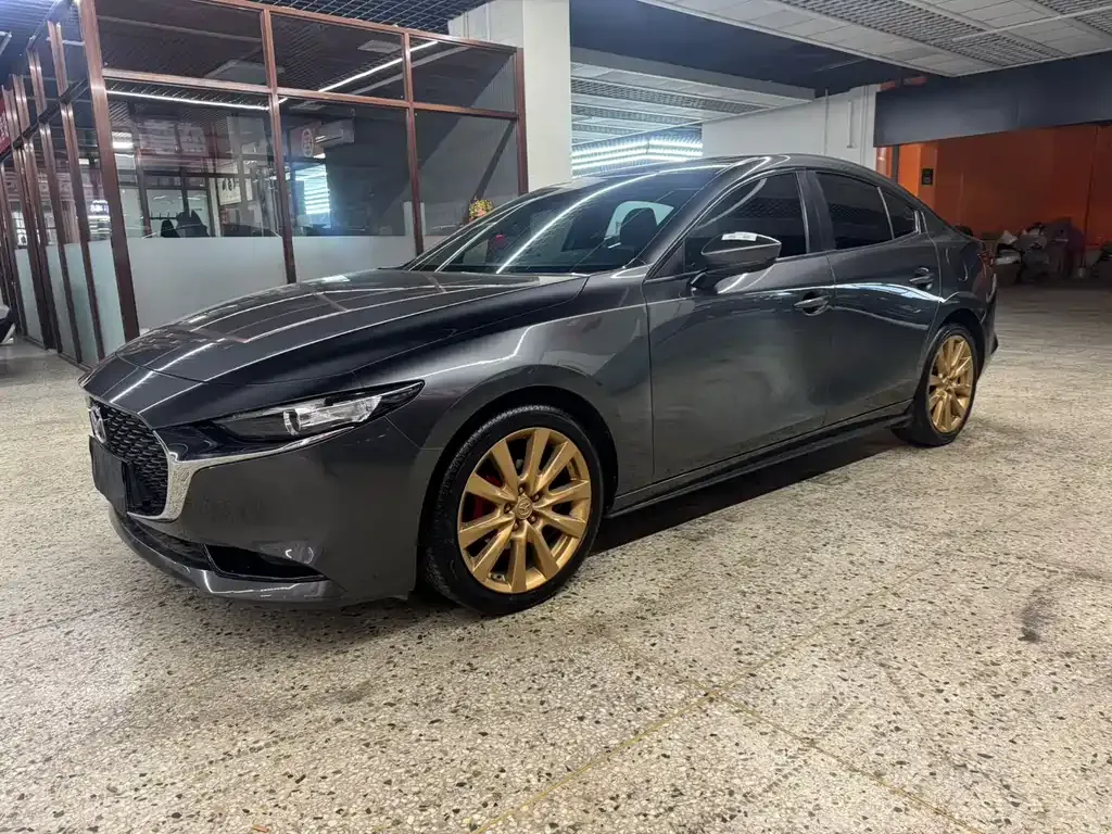 Mazda 3 Axela 2022 из CN, фото 1