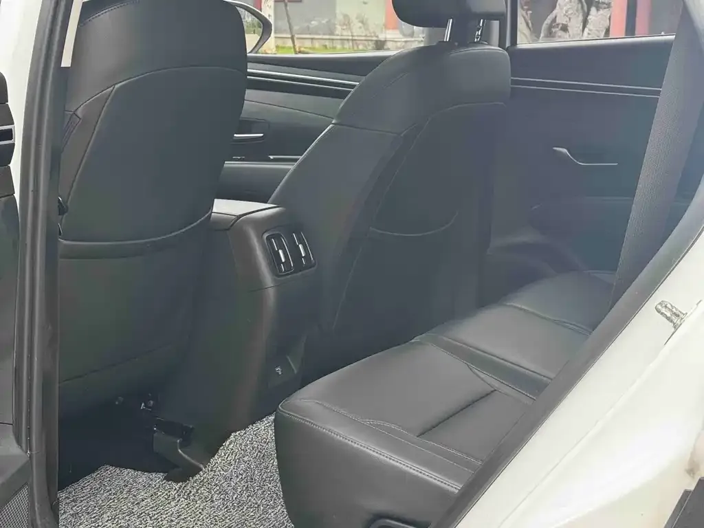 Hyundai Tucson 2022 из CN, фото 2