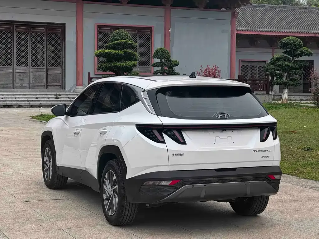 Hyundai Tucson 2022 из CN, фото 9