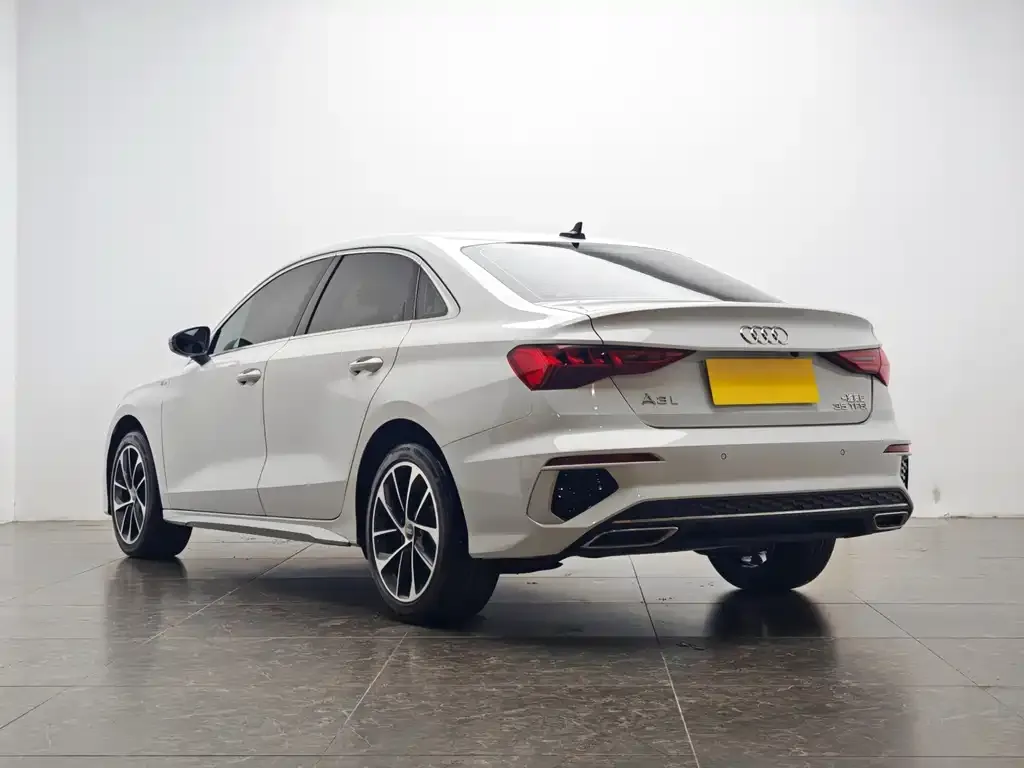 Audi A3 2024 из CN, фото 4