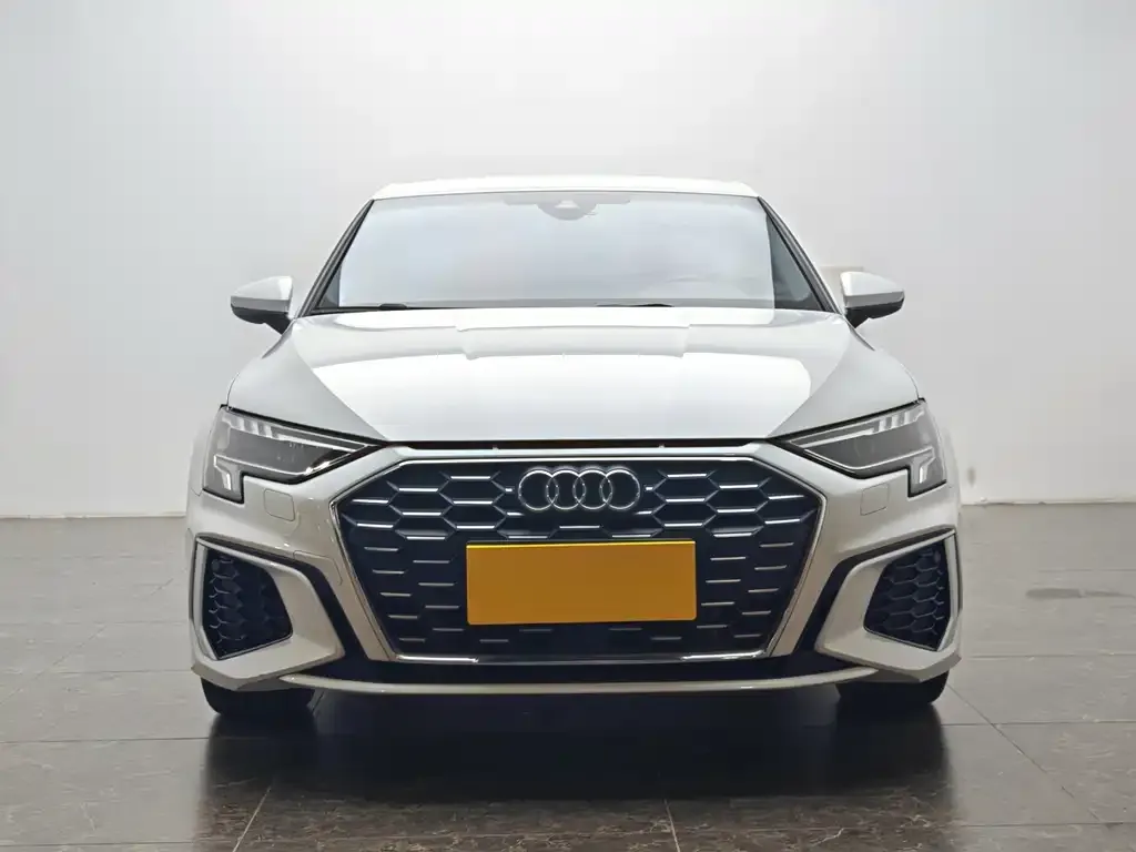 Audi A3 2024 из CN, фото 7