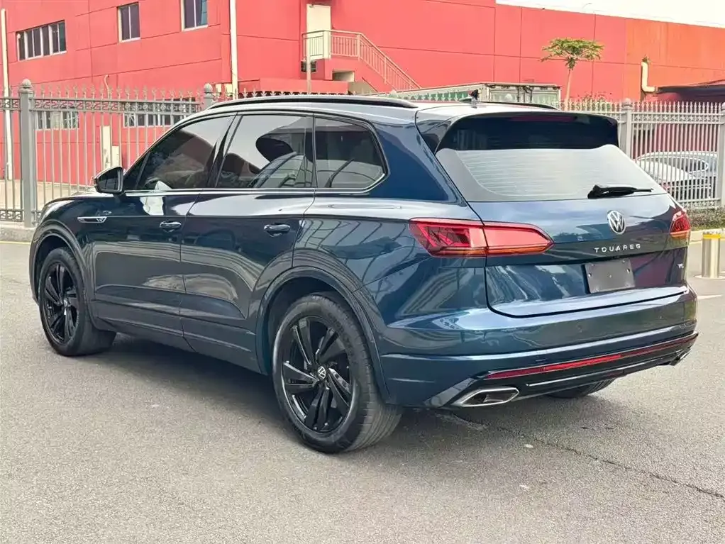 Volkswagen Touareg 2023 из CN, фото 5