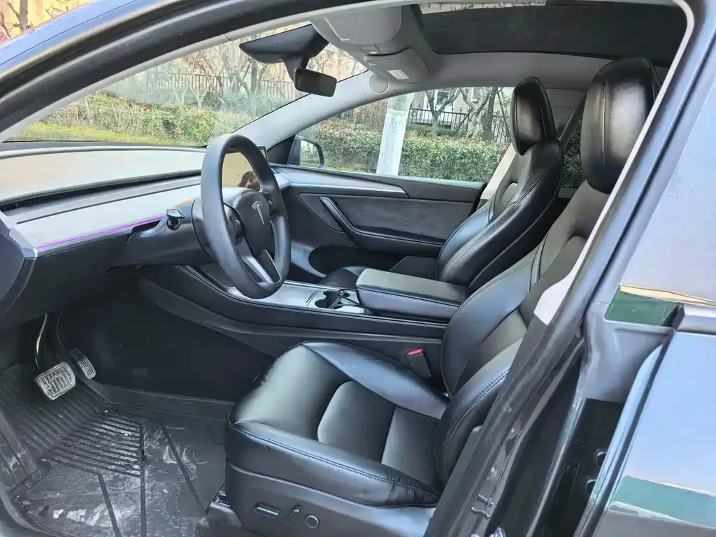 Tesla Model Y 2024 из CN, фото 4