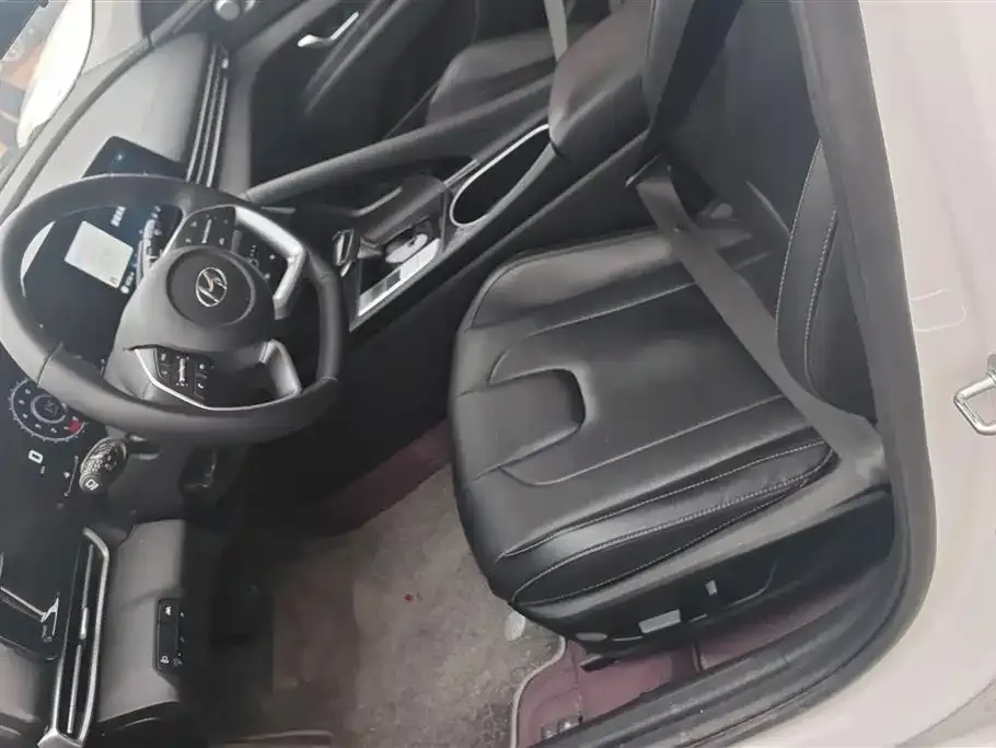 Hyundai Elantra 2022 из CN, фото 5