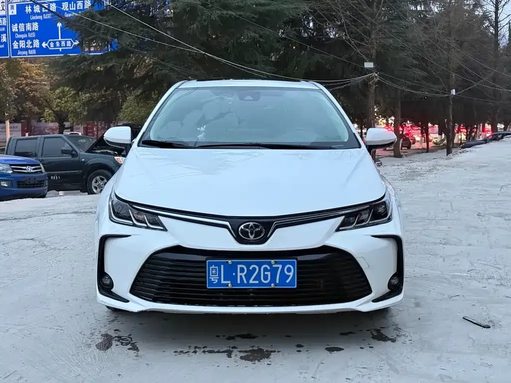 Toyota Corolla 2023 из CN, фото 7