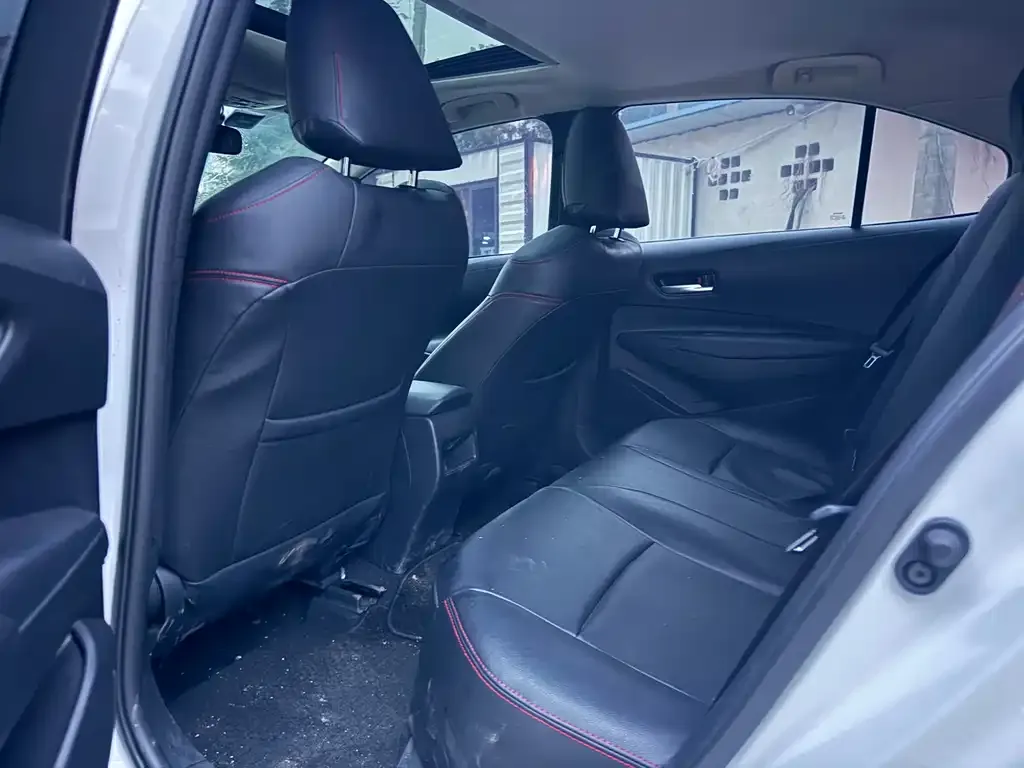 Toyota Corolla 2023 из CN, фото 2