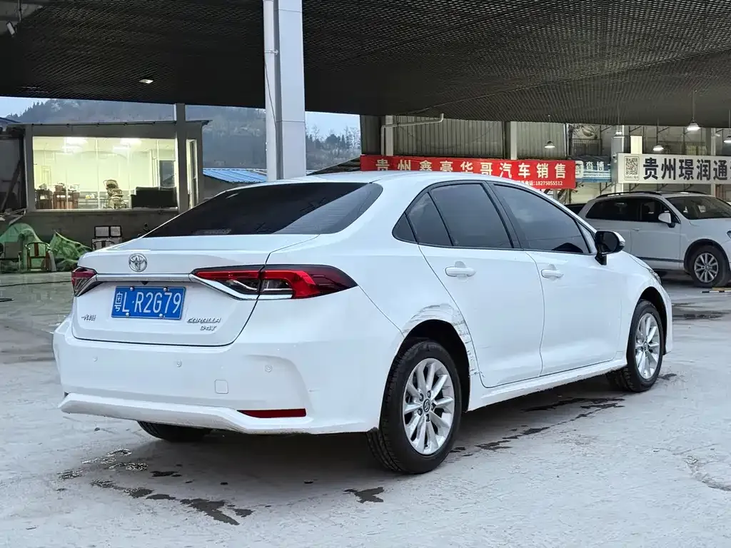 Toyota Corolla 2023 из CN, фото 9