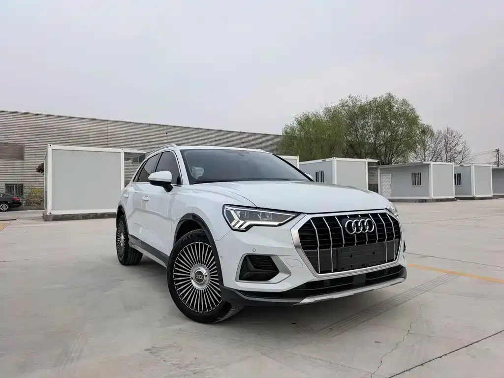 Audi Q3 — фото 4