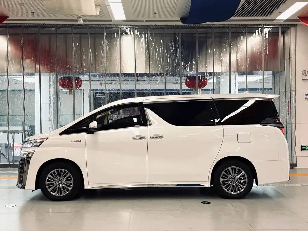 Toyota Vellfire 2021 из CN, фото 4