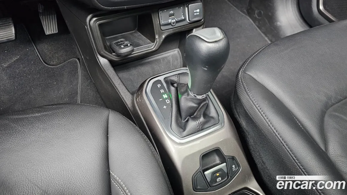 Jeep Renegade 2021 из KR, фото 5