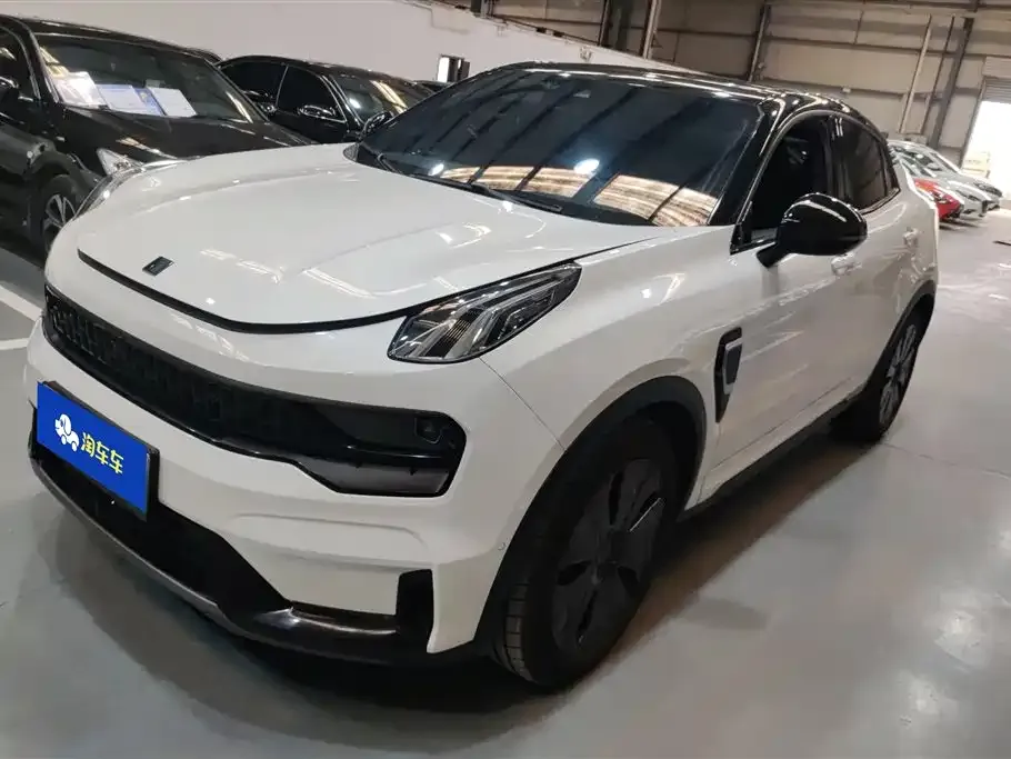Lynk & Co 05 EM-P
