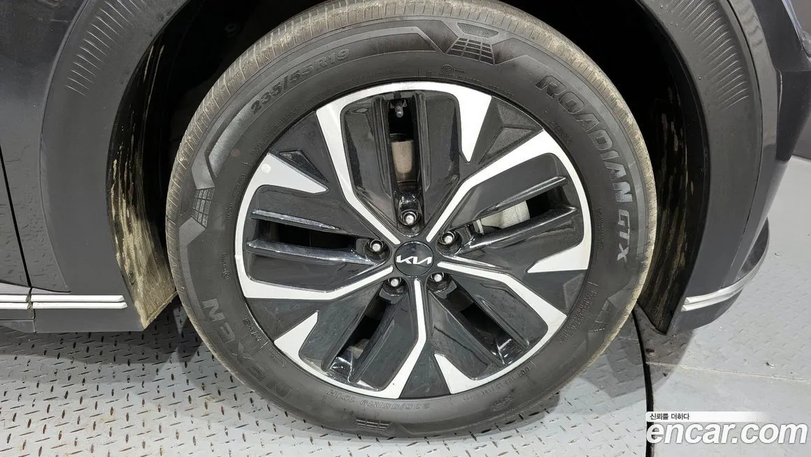 Kia EV6 2022 из KR, фото 10