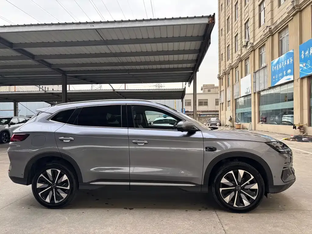 BYD PLUS New Energy — фото 3