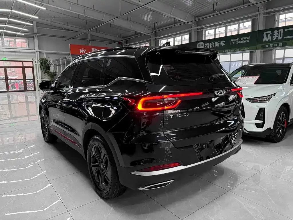 Chery Tiggo 7 — фото 10