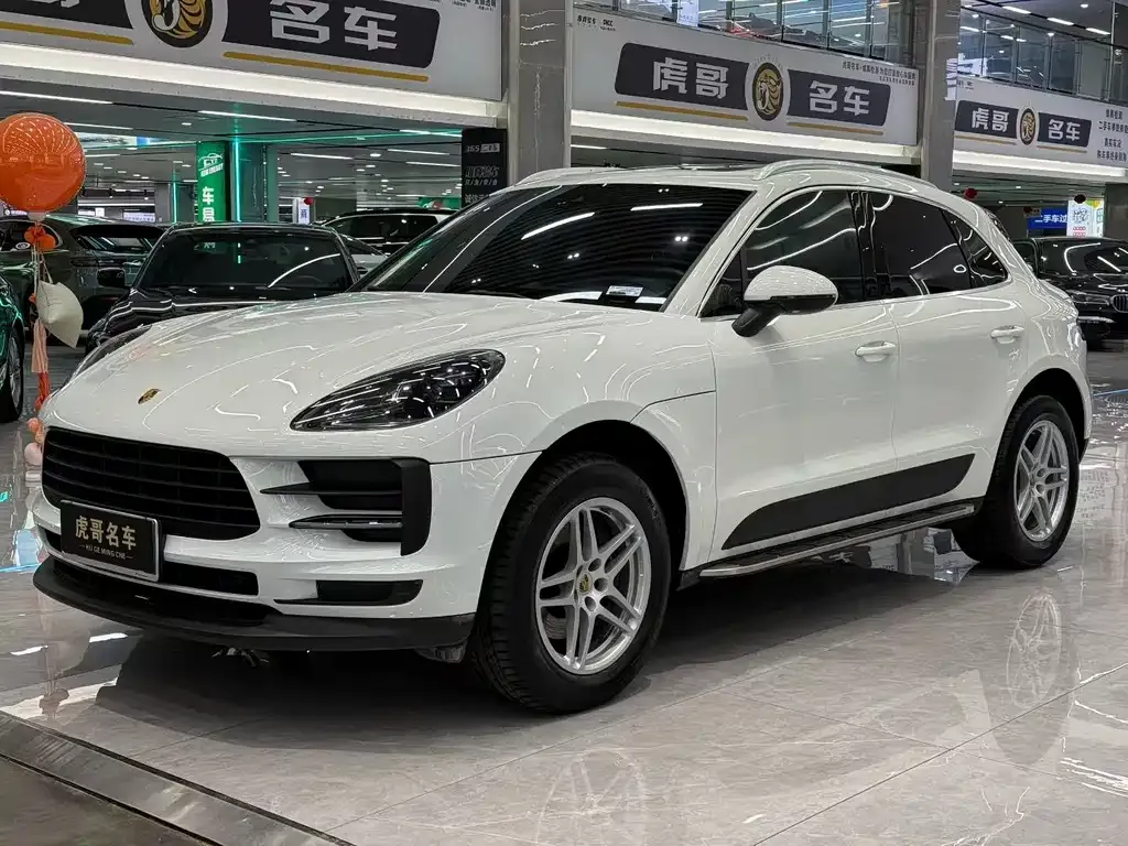 Porsche Macan — фото 1
