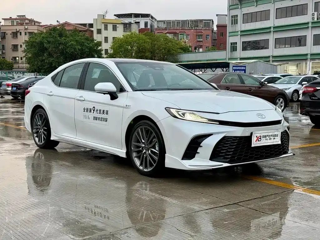 Toyota Camry 2024 из CN, фото 5