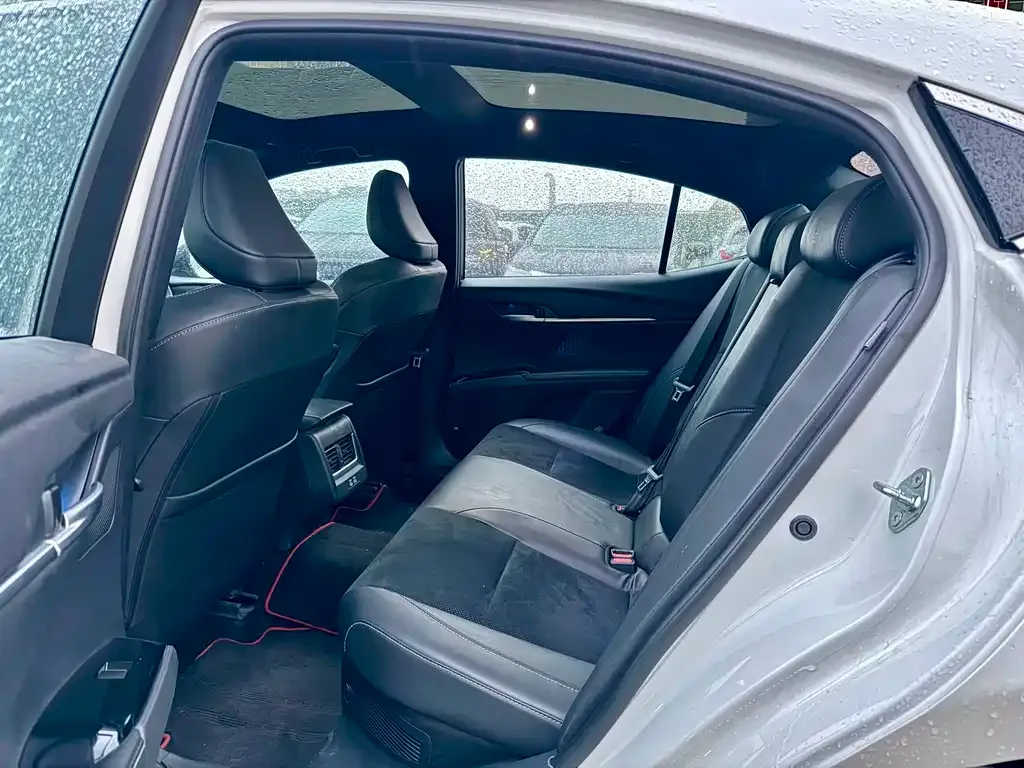 Toyota Camry 2024 из CN, фото 7