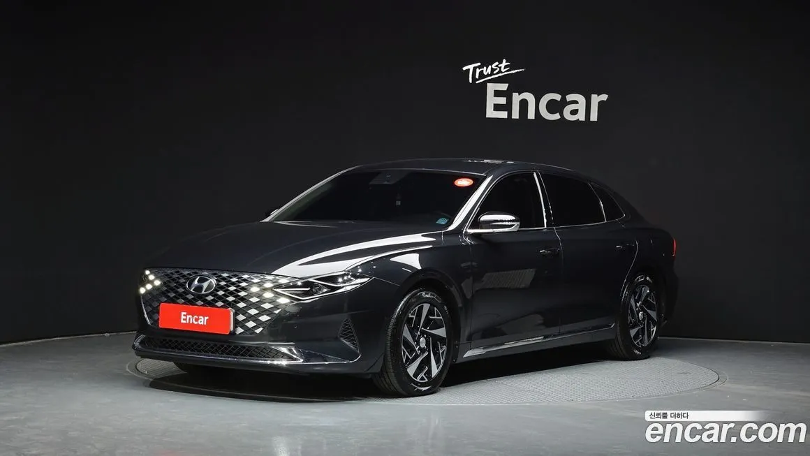 Hyundai Grandeur Premium Choice