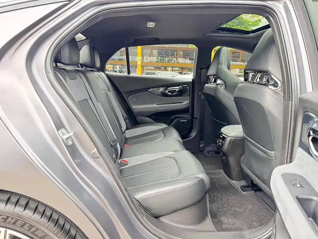 GAC Motor Shadow Leopard — фото 3