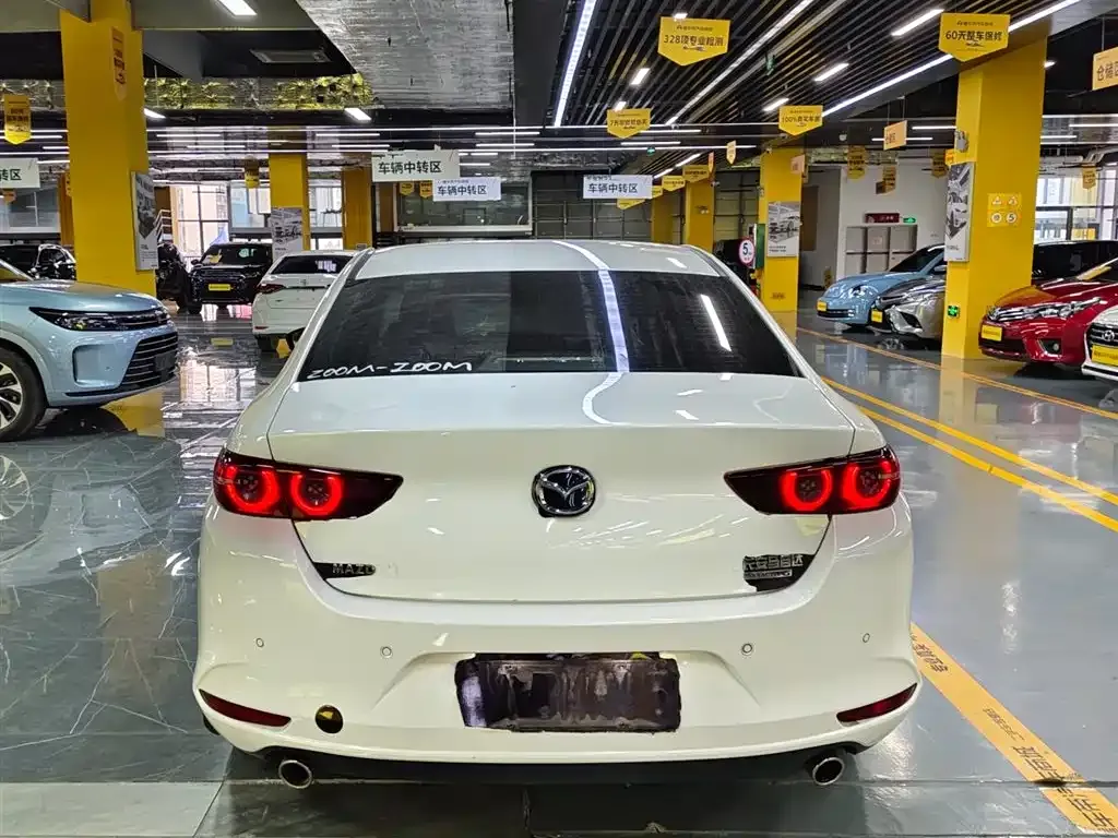 Mazda 3 Axela 2023 из CN, фото 9