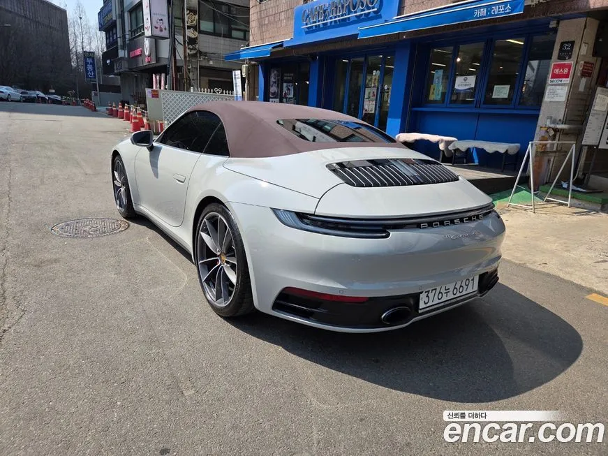 Porsche 911 2021 из KR, фото 8