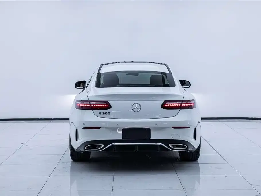 Mercedes-Benz E-Class (Import) — фото 2