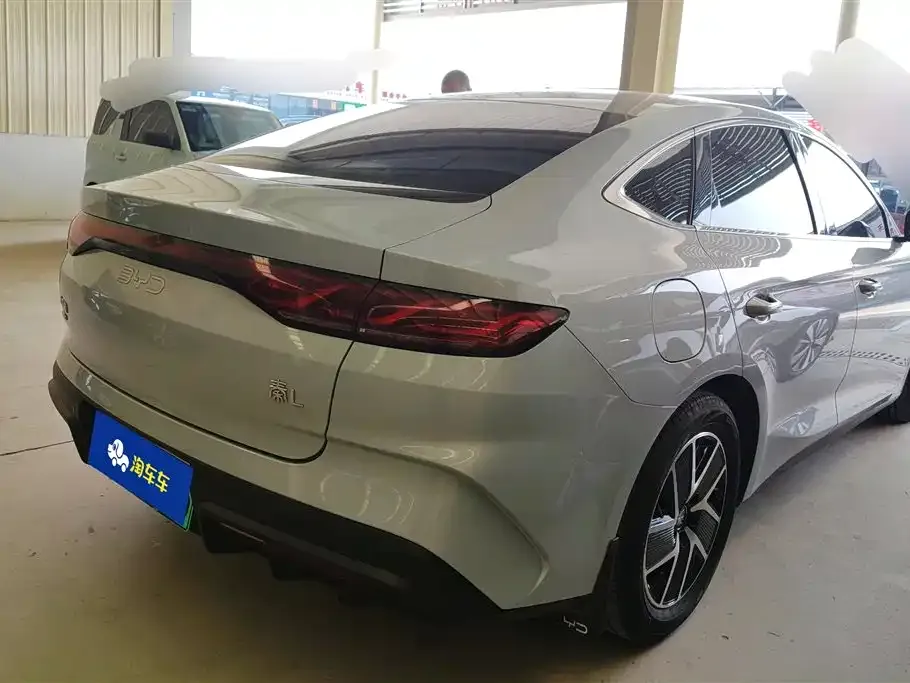 BYD Qin L — фото 6