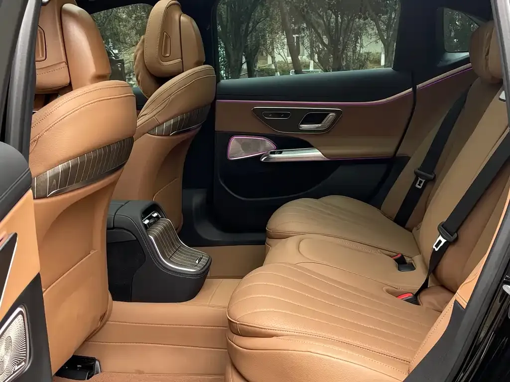 Mercedes-Benz E-Class 2024 из CN, фото 9