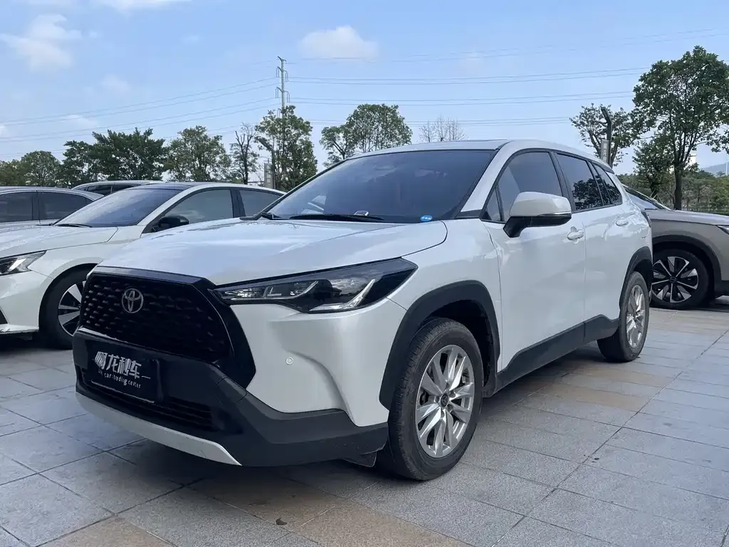 Toyota Corolla Cross 2024 из CN, фото 1