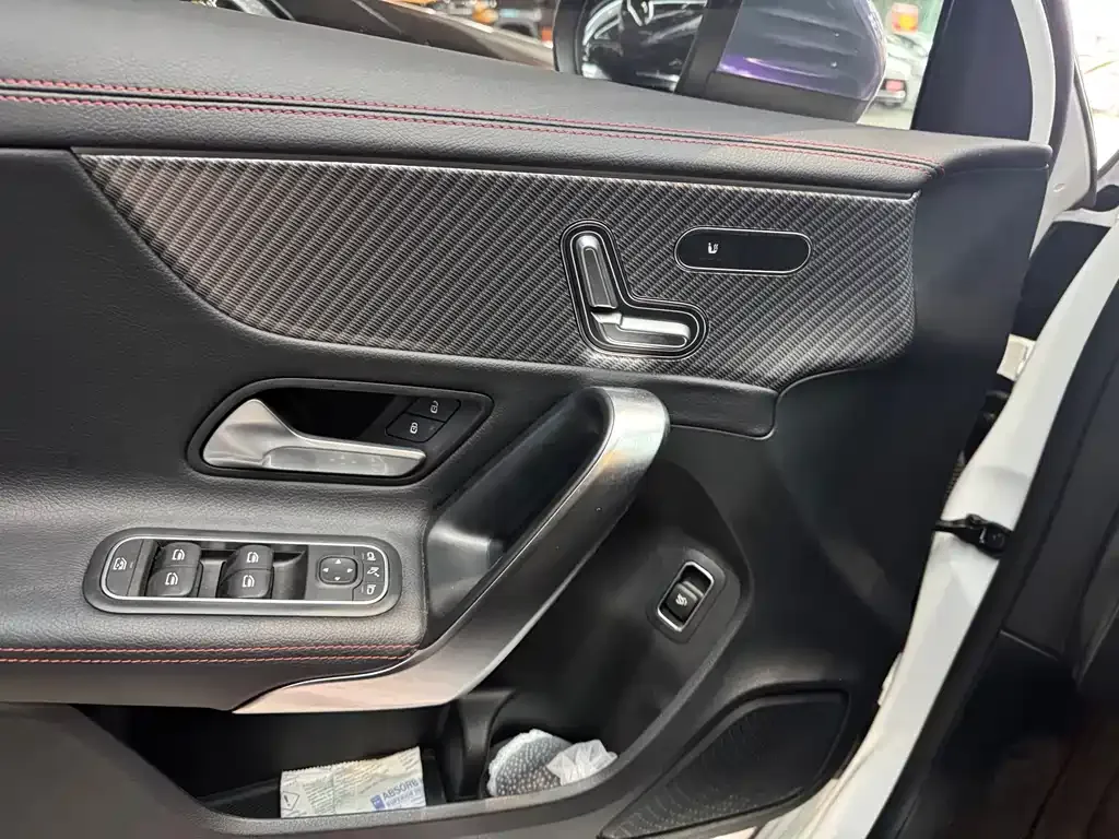 Mercedes-Benz A-Class — фото 10
