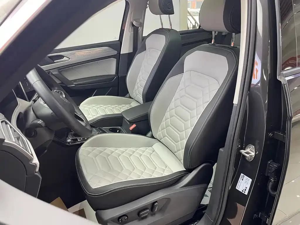Volkswagen Tayron 2024 из CN, фото 2