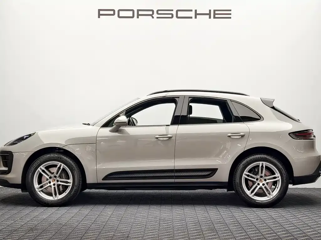 Porsche Macan — фото 8