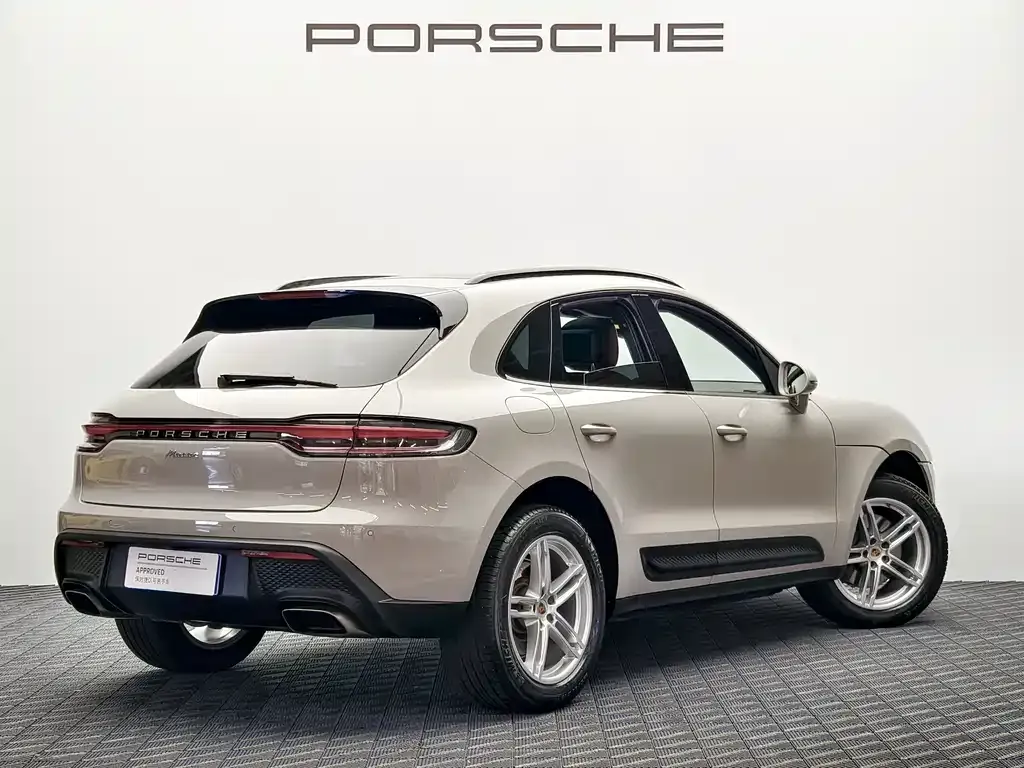 Porsche Macan — фото 10