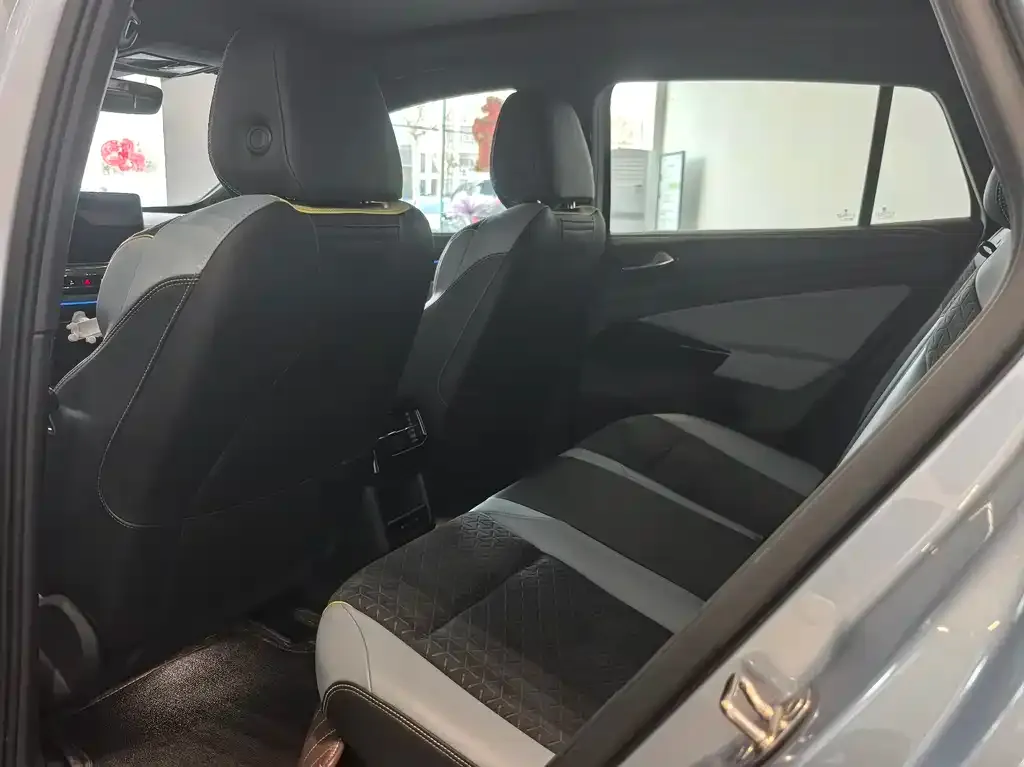 Volkswagen ID.4 X 2021 из CN, фото 6
