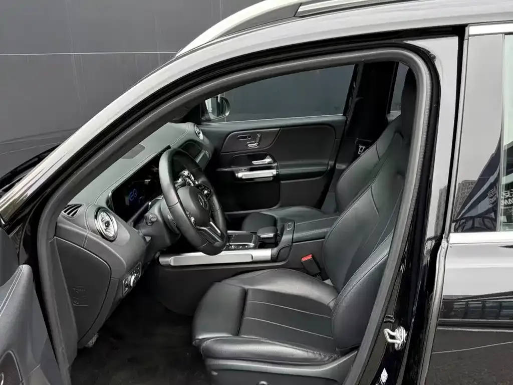 Mercedes-Benz EQB 2023 из CN, фото 2