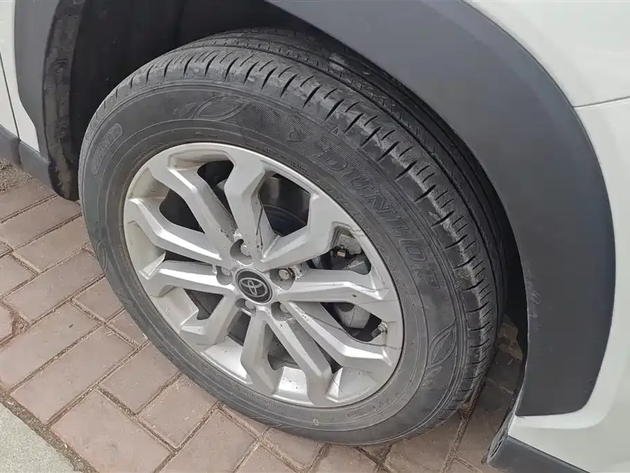 Toyota Frontlander 2023 из CN, фото 5