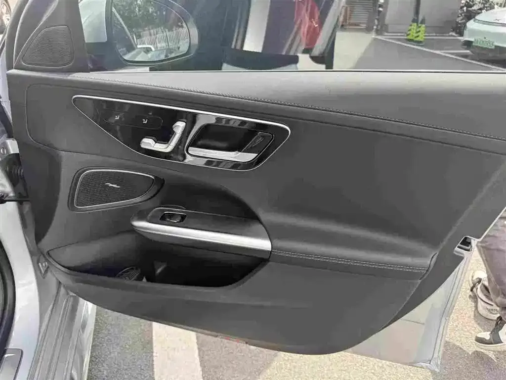 Mercedes-Benz C-Class 2025 из CN, фото 4