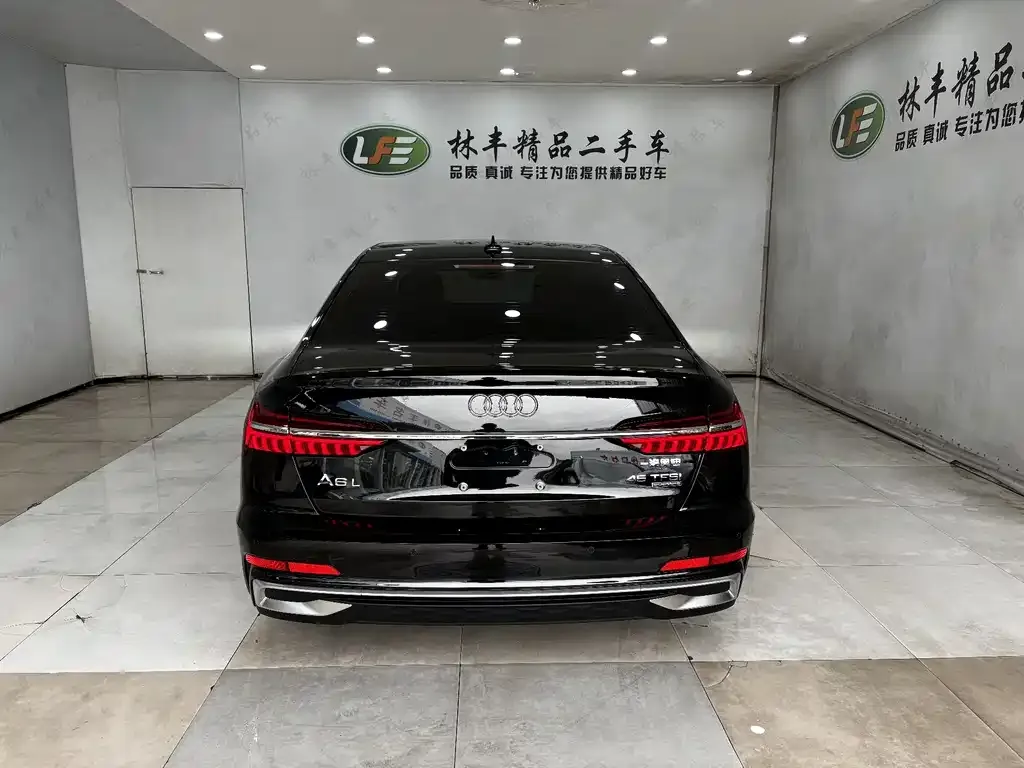 Audi A6L 2025 из CN, фото 8