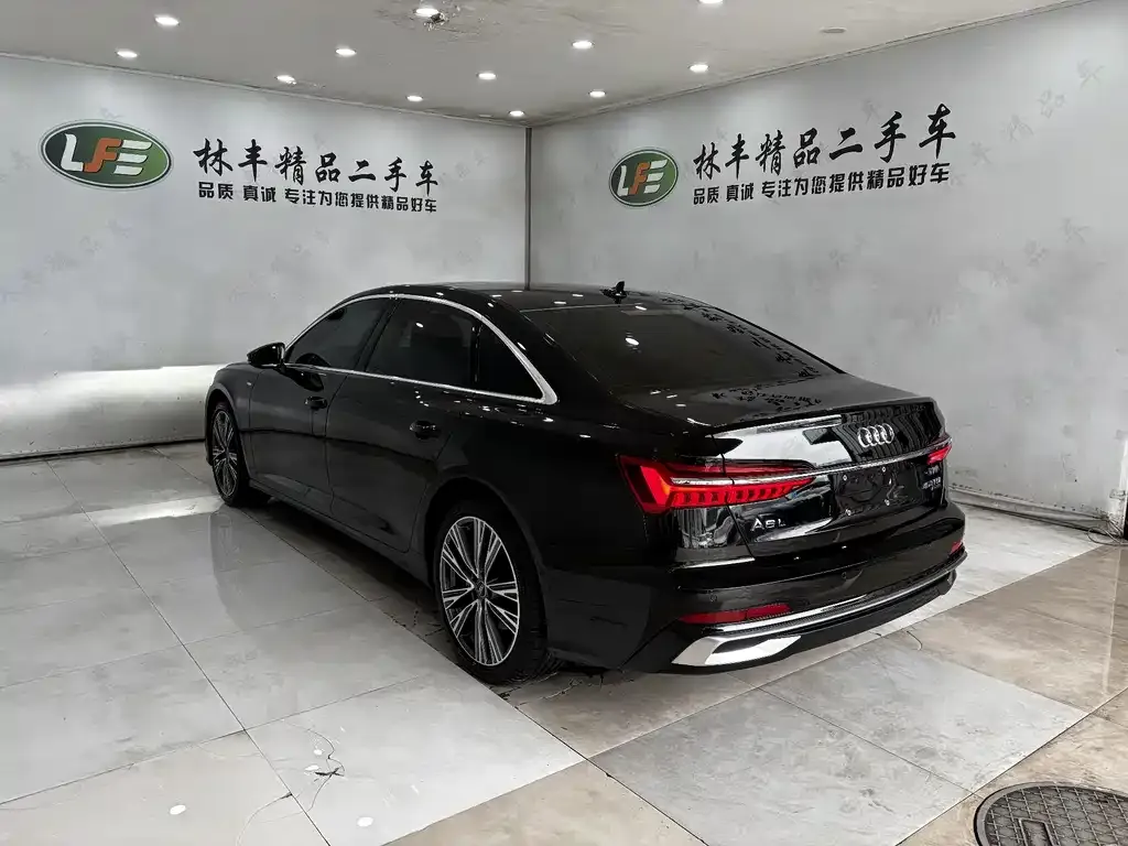 Audi A6L 2025 из CN, фото 4