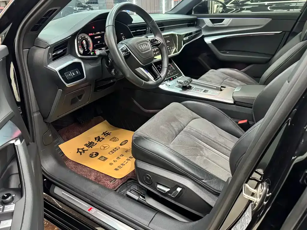 Audi A6L 2024 из CN, фото 5
