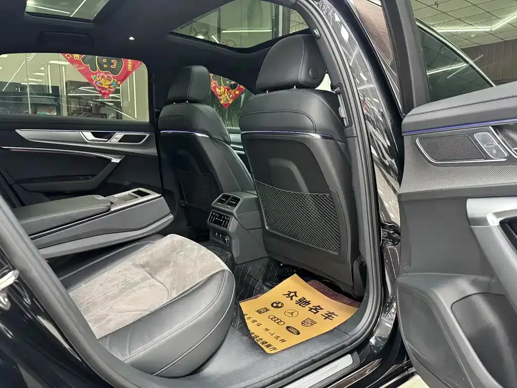 Audi A6L 2024 из CN, фото 3