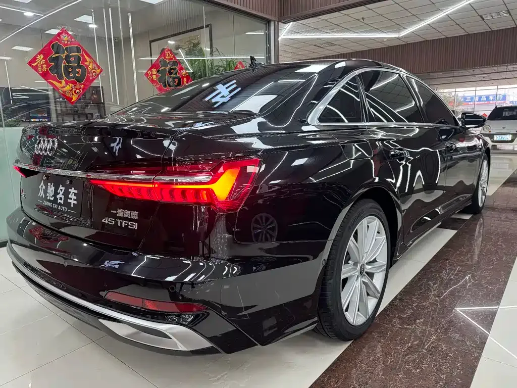Audi A6L 2024 из CN, фото 8